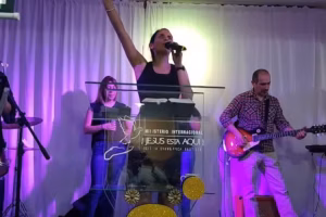 JEA (JESUS ESTA AQUI)