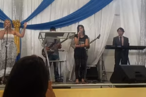 Jesús Es El Rey