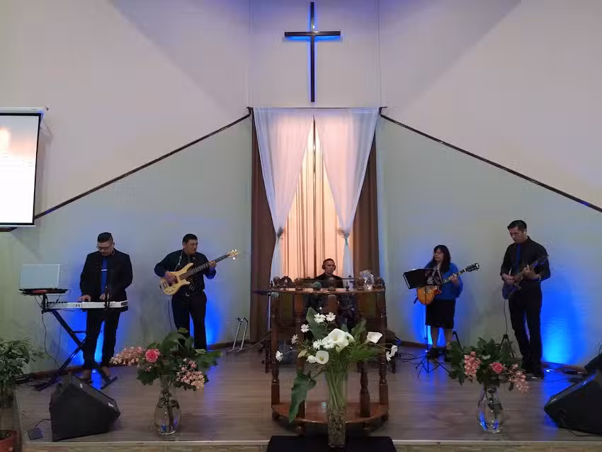 Jesus Es La Antorcha- Templo Del MCyM
