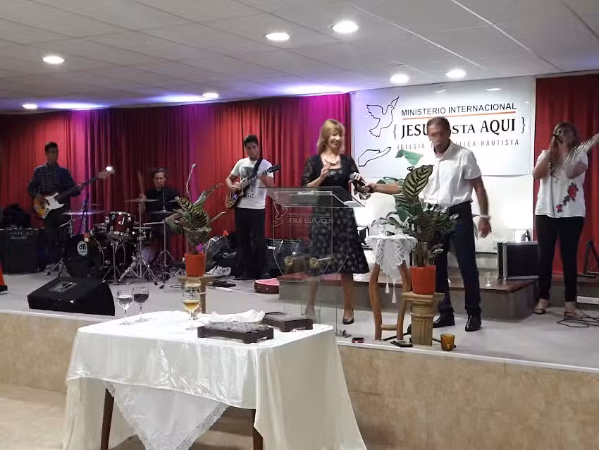 Jesús está Aquí