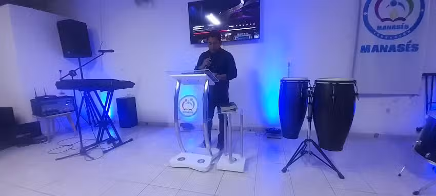 Marcelo Roggio & Ruth Lòpez – Pastores Misioneros