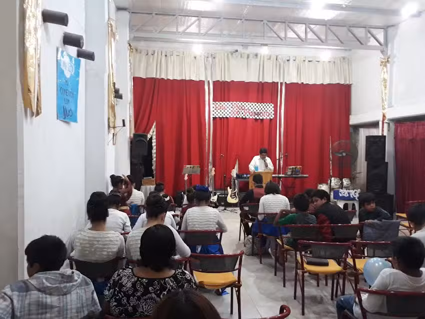 Ministerio Apostólico Profético ” La Mano de Dios al Mundo”