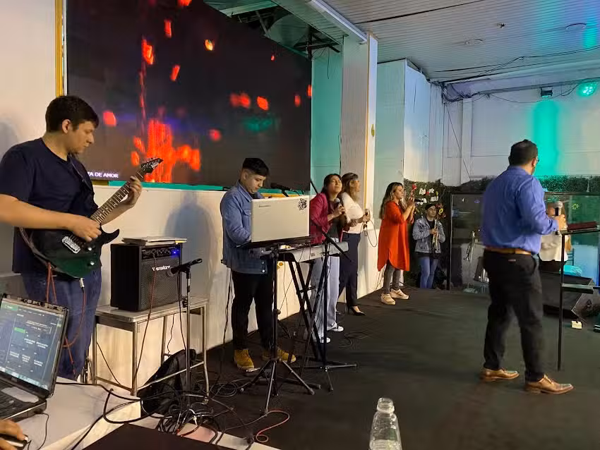 MINISTERIO APOSTÓLICO Y PROFÉTICO PROVOCANDO AVIVAMIENTO