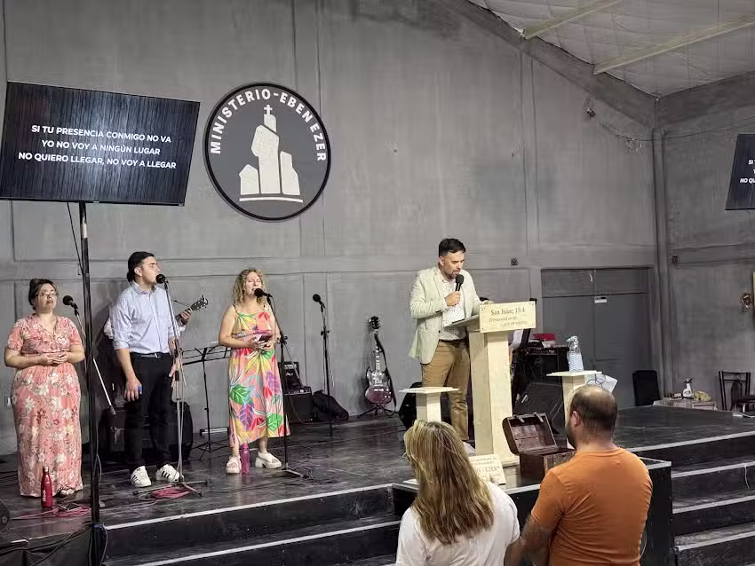 Ministerio Eben Ezer