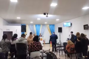 Ministerio Evangélico En Su Presencia