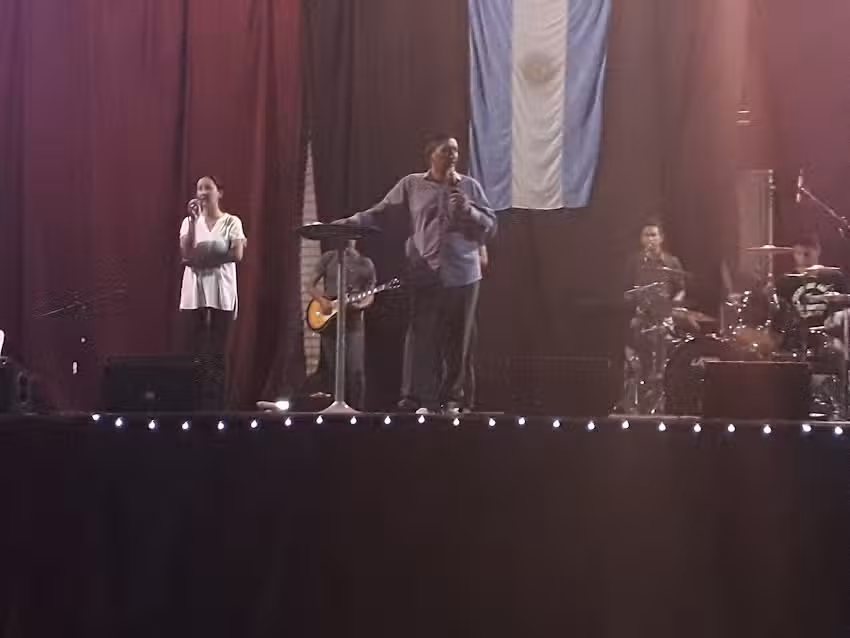 Ministerio evangelístico Jesús es el camino