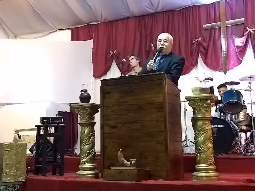 Ministerio Jesucristo Es La Roca