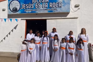 Ministerio JESÚS ES LA ROCA