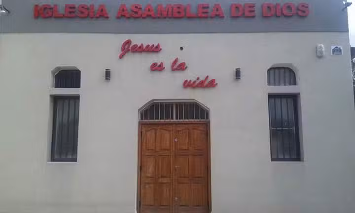 Ministerio Jesús Es La Vida. Asamblea De Dios