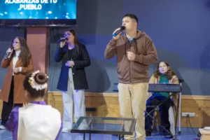 Ministerio Llama De Vida “Llevando Vida A Las Naciones”