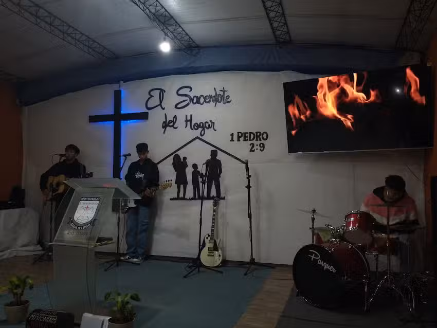 MISIÓN EVANGÉLICA IGLESIA DE CRISTO RÍO LUJÁN