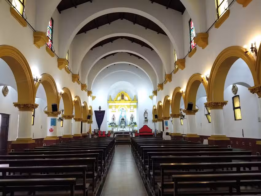 Parroquia de la Asunción y San Andrés