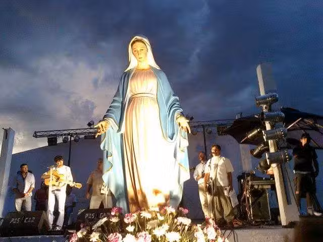 PARROQUIA MARÍA REINA DE LA PAZ