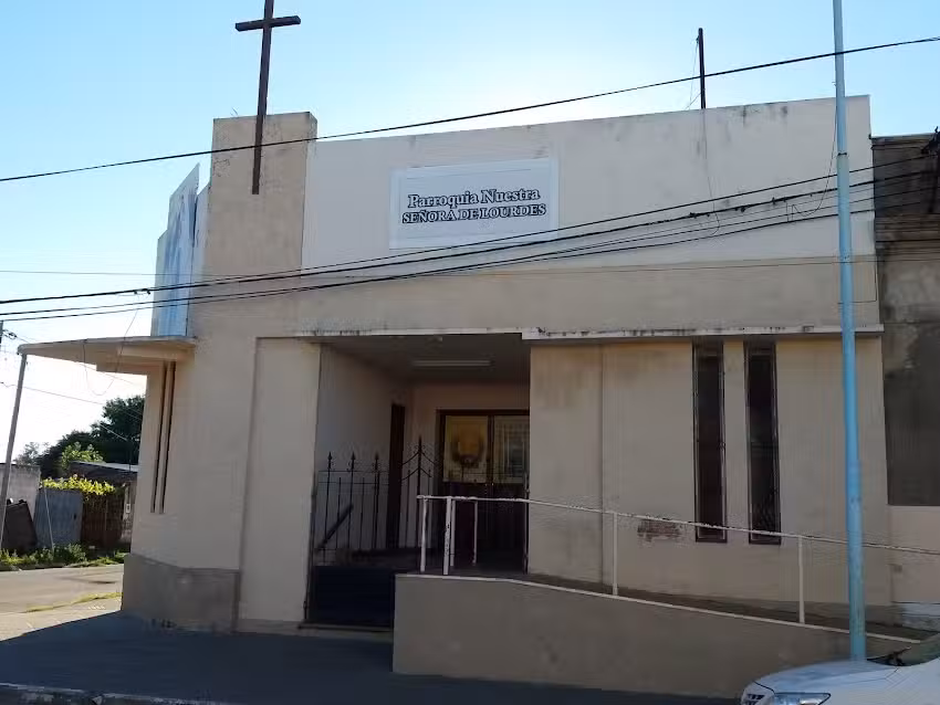 Parroquia Nuestra Señora de Lourdes