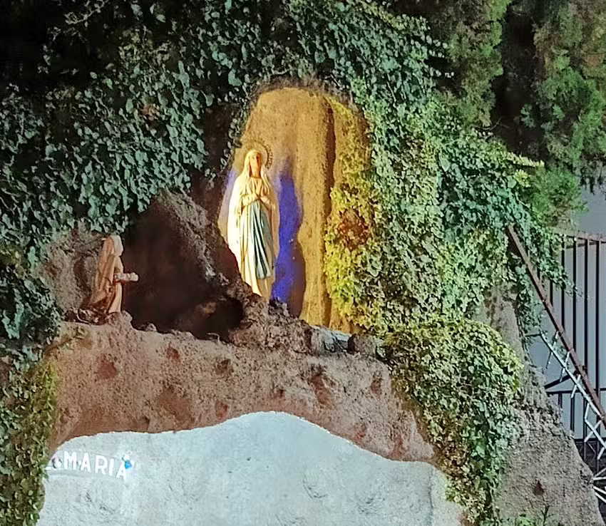 parroquia nuestra señora de lourdes