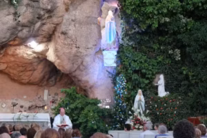 Parroquia Nuestra Señora de Lourdes