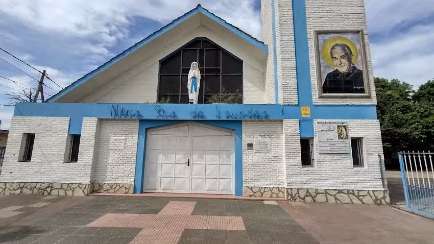 Parroquia Nuestra Señora de Lourdes