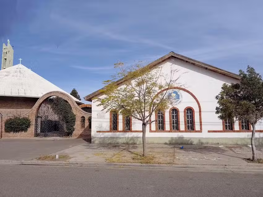 Parroquia Nuestra Señora de Lourdes