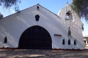 Parroquia San Juan Bosco y Santo Domingo Savio (sede parroquial)