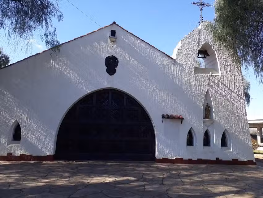 Parroquia San Juan Bosco y Santo Domingo Savio (sede parroquial)