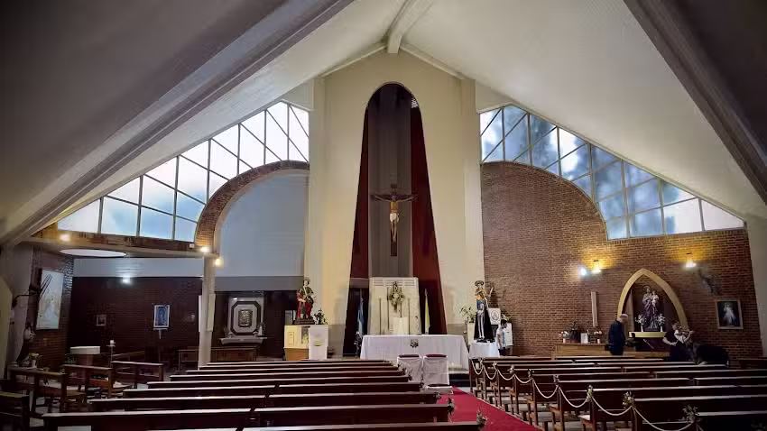 Parroquia San Pantaleón – San Teodosio