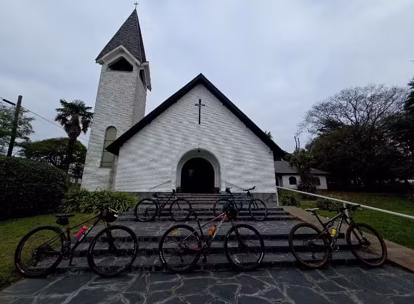 Parroquia Santo Cristo De Barker