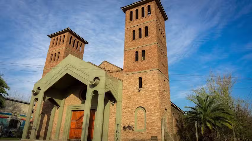 Parroquia Santos Pedro y Pablo