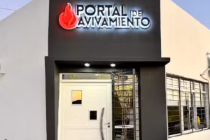 Portal de avivamiento Iglesia Cristiana