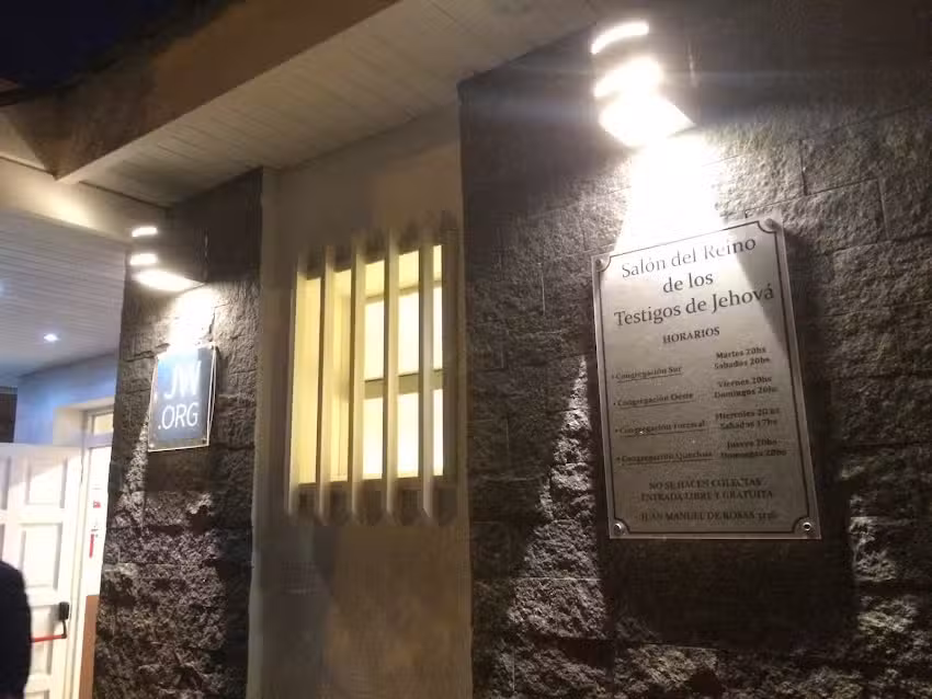 Salón Del Reino De Los Testigos De Jehova