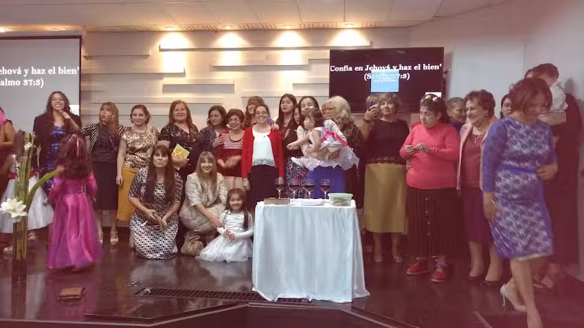 Salón Del Reino De Los Testigos De Jehová