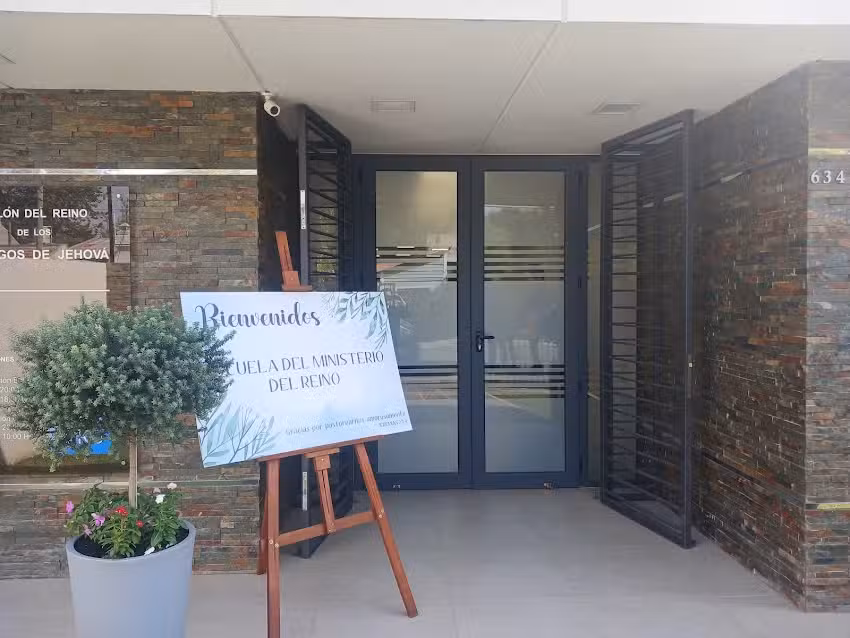 Salon Del Reino De Los Testigos De Jehova