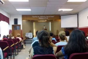 Salón Del Reino De Los Testigos De Jehová