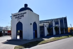 Santuario Virgen del Milagro de Caacupé y San Blas